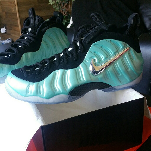 foamposite shoe box